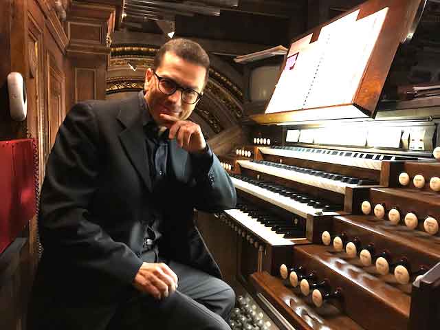 mario ciferri, direttore coro, organista, musica organistica, organo, cemballista