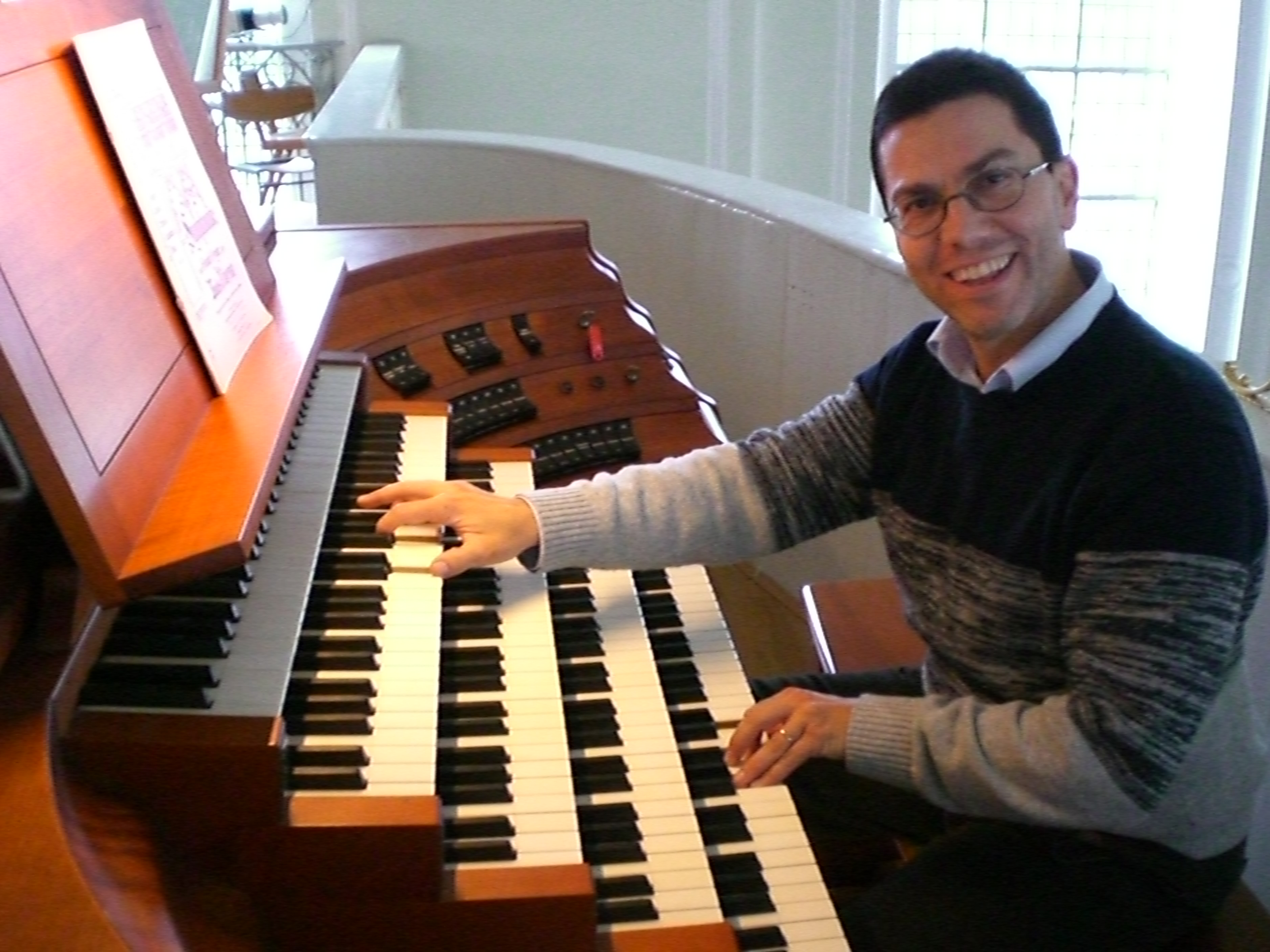mario ciferri, direttore coro, organista, musica organistica, organo, cemballista